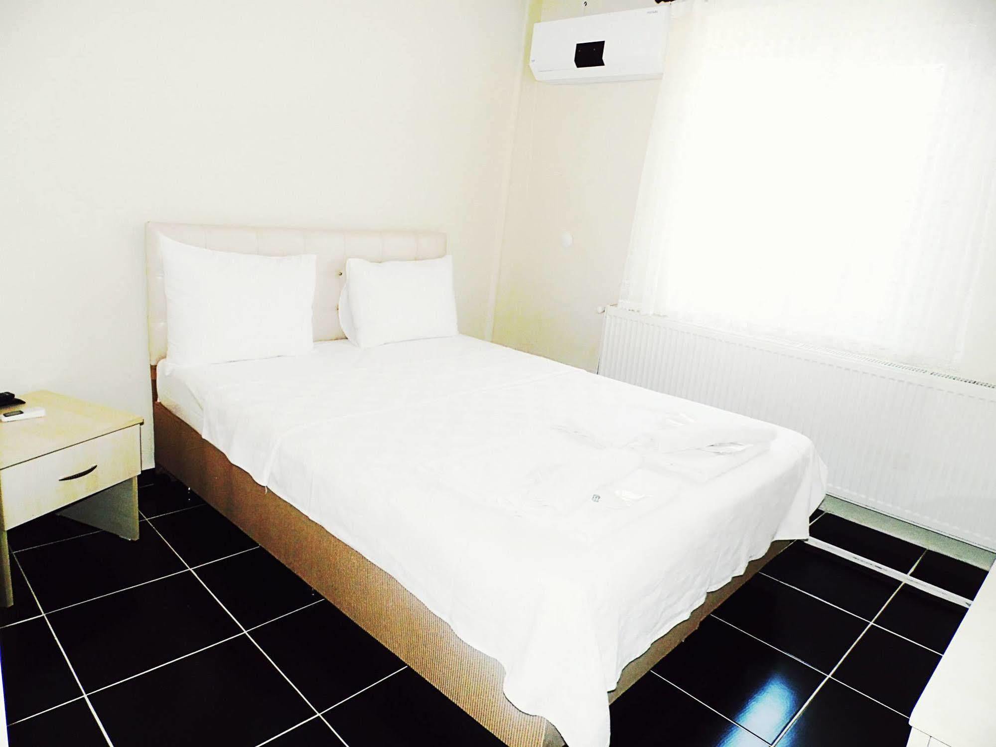 Saral Otel Derince Buitenkant foto
