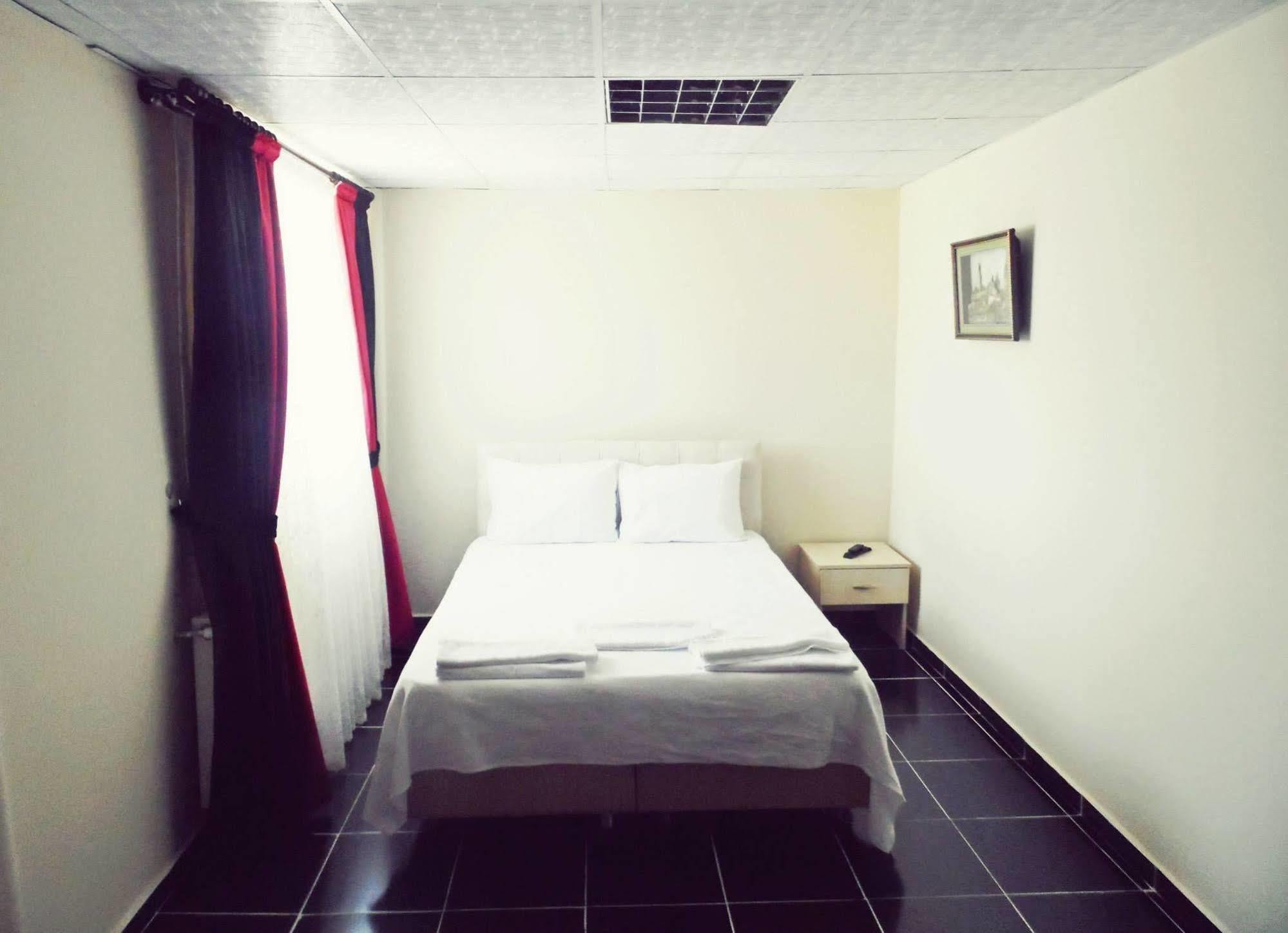 Saral Otel Derince Buitenkant foto